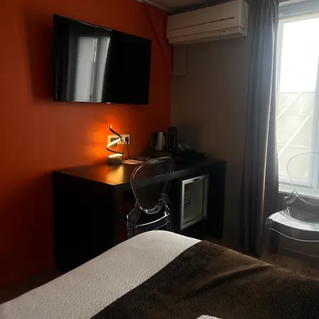 Hotel & Spa Le Renard Centre Chalons en Champagne Exterior photo