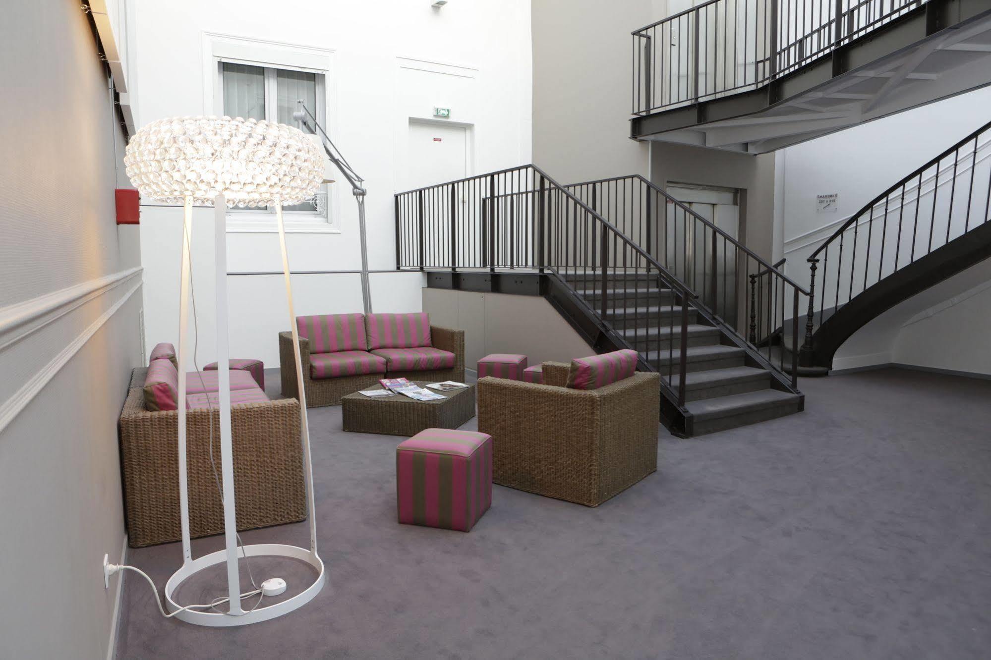 & Le Renard Centre Hotel